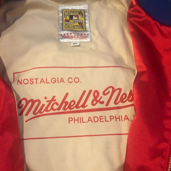 Cincinnati Reds Jeacket - Picture 3 of 9